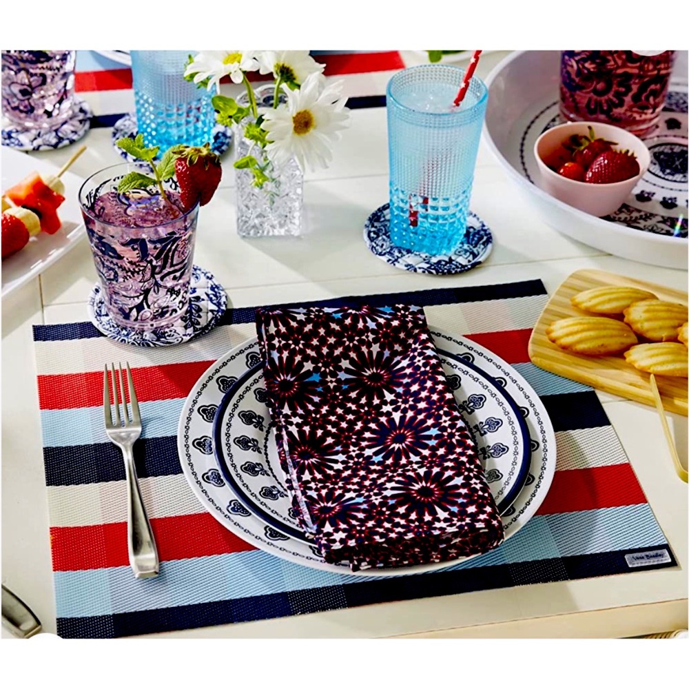 🇺🇸New Vera Bradley Patriotic Indoor/Outdoor Placemats🇺🇸